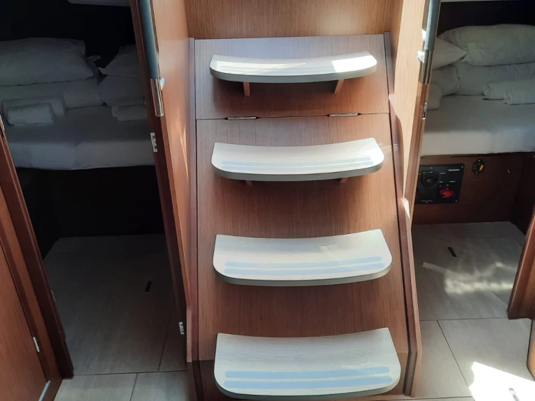 Bootverhuur Bénéteau Oceanis 40.1 in Split via SamBoat