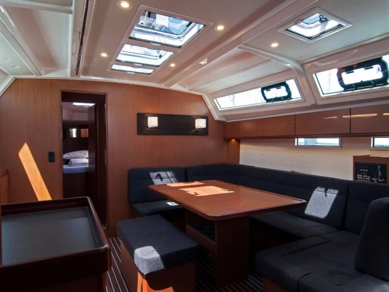 Bootverhuur Split goedkoop Cruiser 46