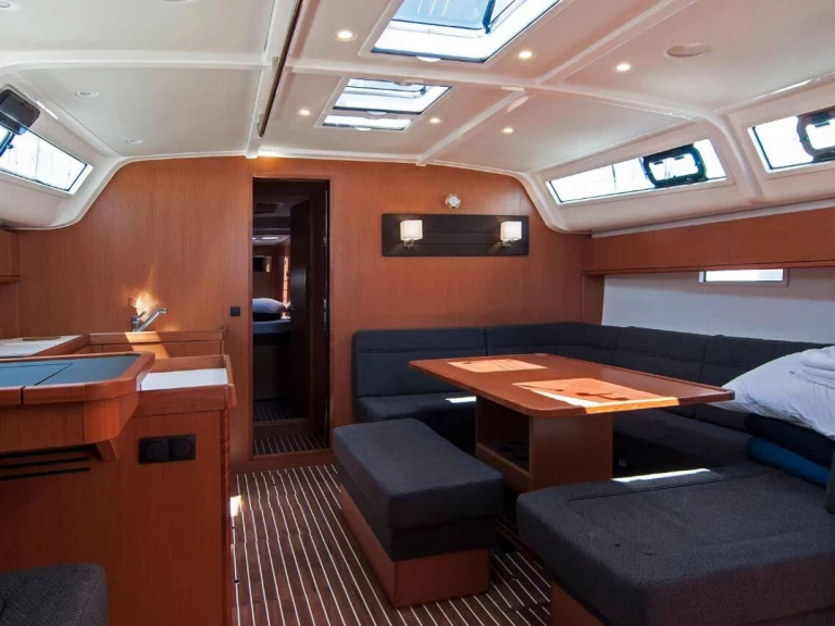 Bavaria Cruiser 51 te huur van particulier of professional in Split