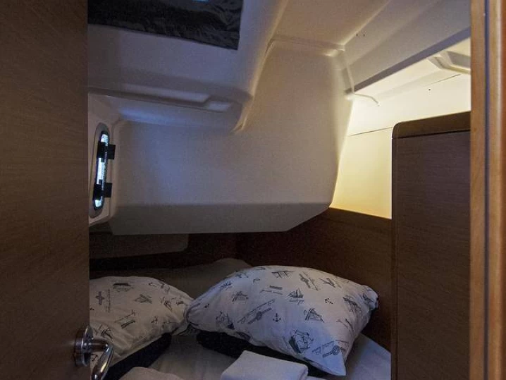 Jeanneau Sun Odyssey 349 te huur van particulier of professional in Split