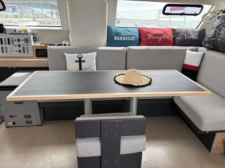 Verhuur Catamaran Catana met vaarbewijs