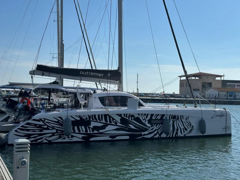 Outremer 45 te huur van particulier of professional in Arrecife