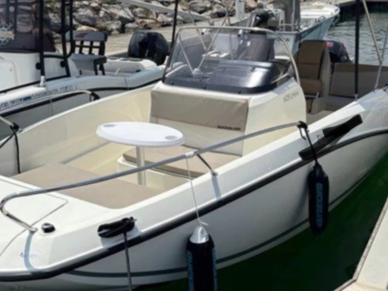 Bootverhuur Quicksilver Activ 605 Open in La Ciotat via SamBoat