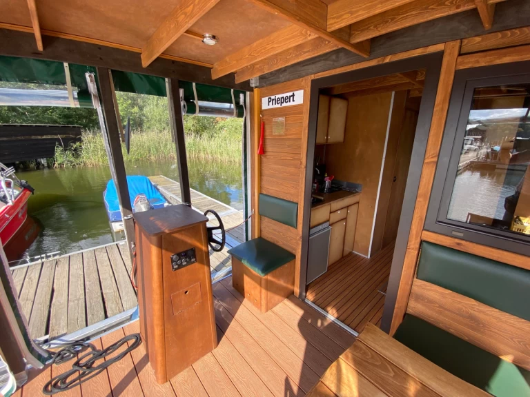 Verhuur Woonboot in Priepert - Floss D7