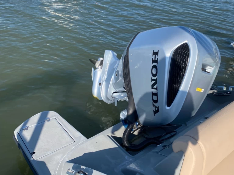 Verhuur Motorboot Aquarius met vaarbewijs