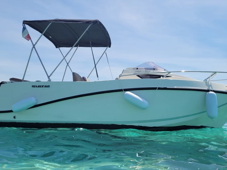 Quicksilver Activ 505 Cabin te huur van particulier of professional in Cannes