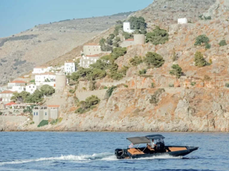 Verhuur RIB in Hydra - Oceanic 9
