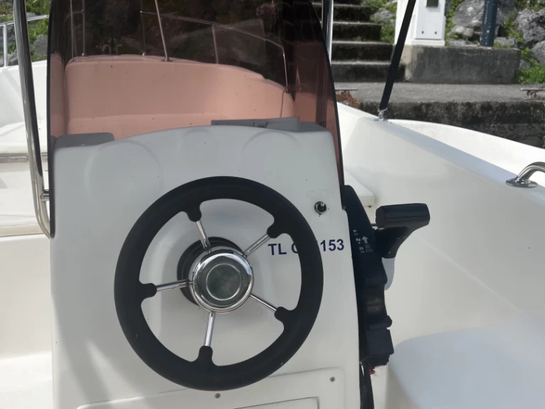 Verhuur Motorboot Safter met vaarbewijs