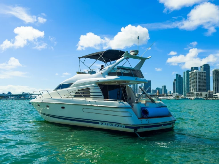 Bootverhuur Sunseeker Manhattan 50 in Miami via SamBoat