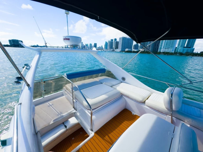 Huur Jacht met of zonder schipper Sunseeker in Miami