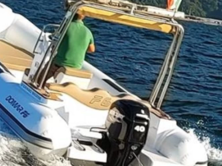 RIB te huur in Porto di Salerno voor de beste prijs