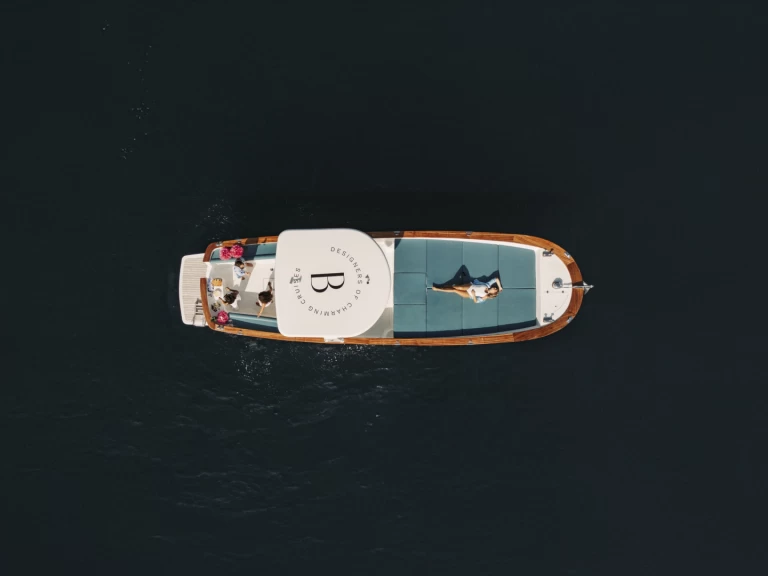 Verhuur Motorboot in Amalfi - Gozzo FPJ FPT-F4AE0686*Q