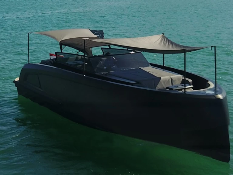 Bootverhuur Ibiza Town goedkoop VQ45 - BALR