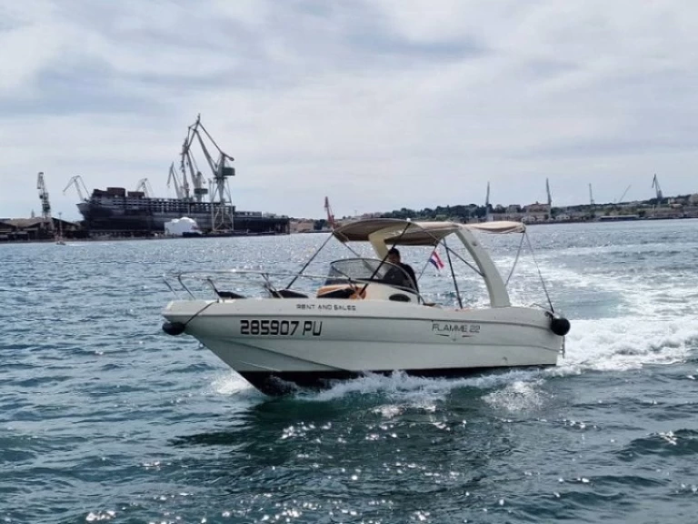 Verhuur Motorboot T.A.MARE met vaarbewijs