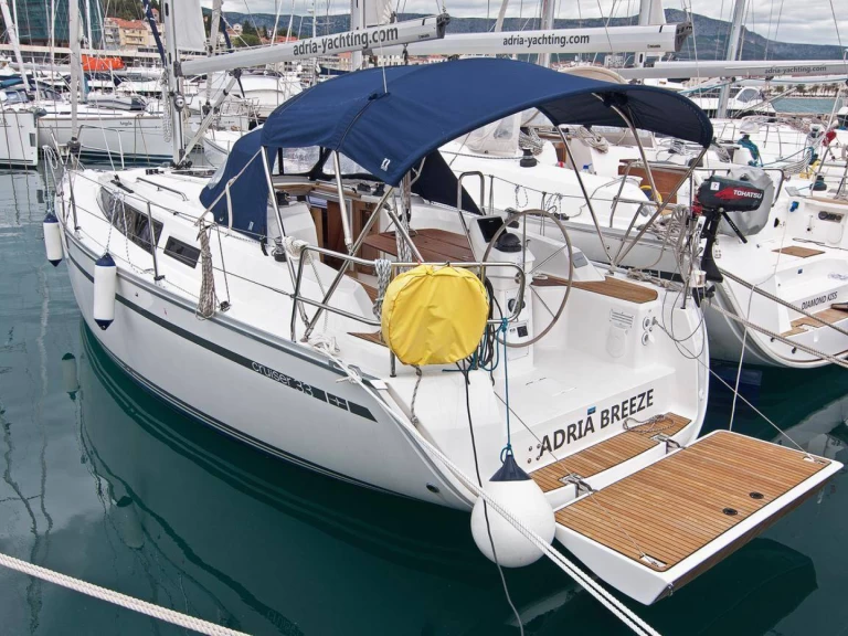 Huur een Bavaria Cruiser 33 in Split