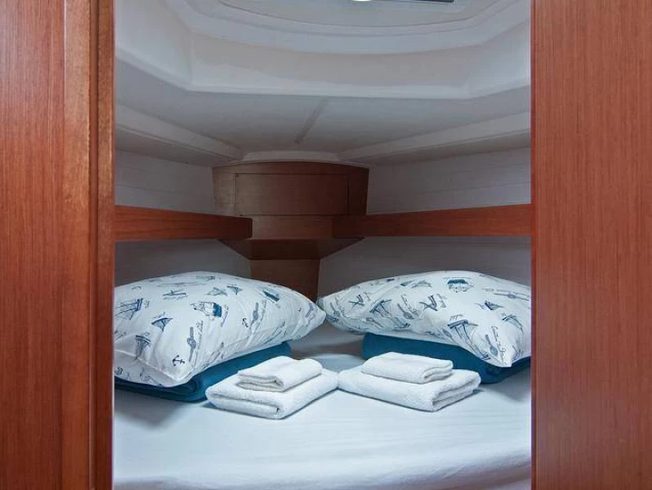 Bootverhuur Bavaria Cruiser 33 in Split via SamBoat