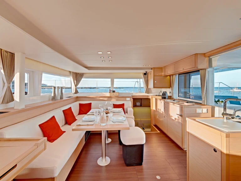 Lagoon Lagoon 450 F te huur van particulier of professional in Lefkáda