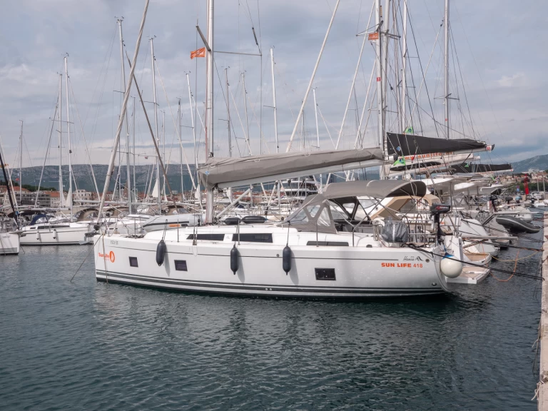 Bootverhuur Hanse Hanse 418 in Split via SamBoat