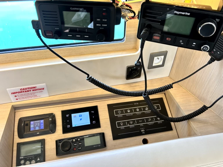 Verhuur Zeilboot in Gouviá - Bénéteau Oceanis 46.1