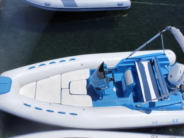 RIB te huur in Porto Rotondo voor de beste prijs