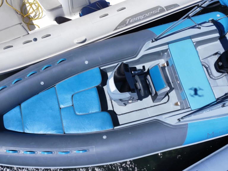 RIB te huur in Porto Rotondo voor de beste prijs