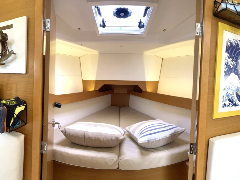 Jeanneau Sun Odissey 349 te huur van particulier of professional in Marina di Grosseto