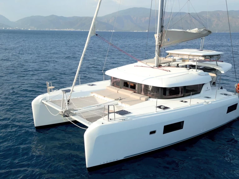 Verhuur Catamaran in Ibiza Town - Lagoon Lagoon 42