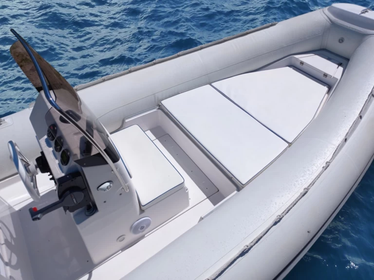 Verhuur RIB in Órmos Sívota - Selva Selva D680