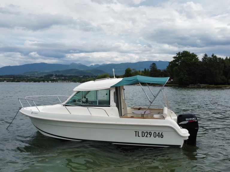Verhuur Motorboot Jeanneau met vaarbewijs