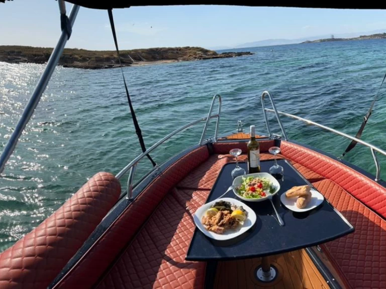 Jachthuur in Glyfáda - ISATEK TEKNE COBRA 495 via SamBoat