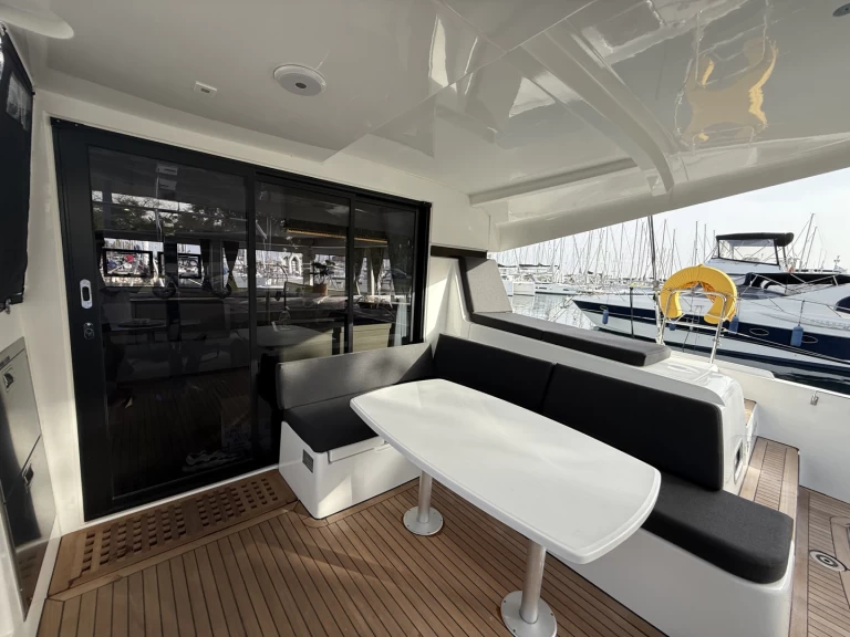 Lagoon Lagoon 42 te huur van particulier of professional in Álimos