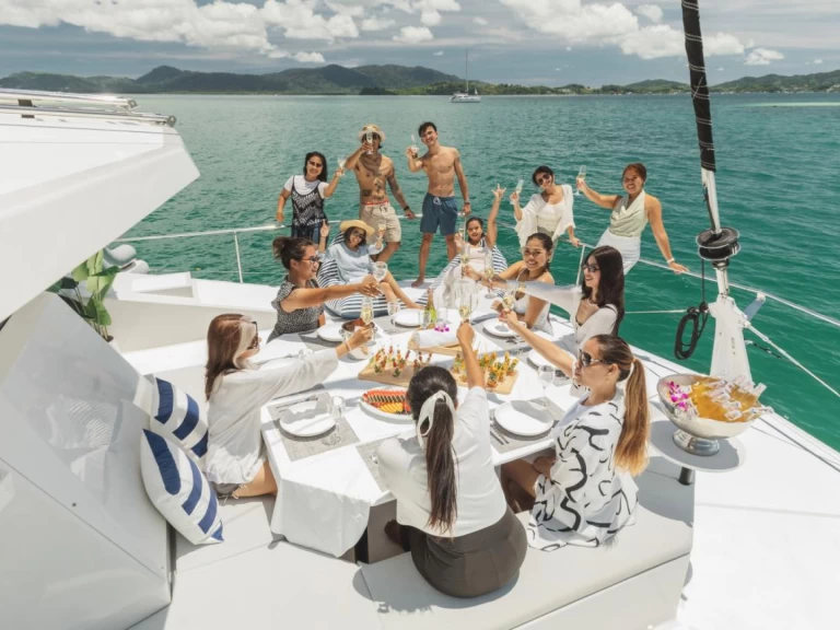 Huur Catamaran met of zonder schipper Custom Made in Phuket