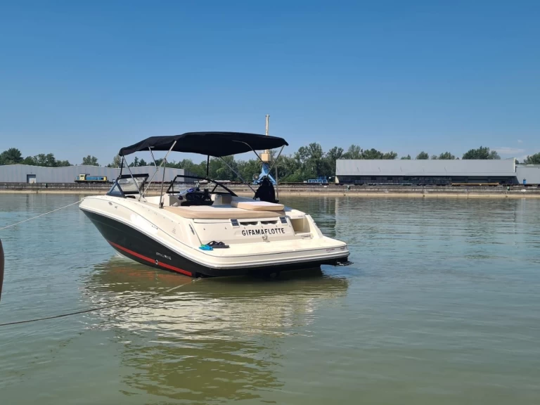 Bootverhuur Bayliner BAYLINER VR5 in Le Bourget-du-Lac via SamBoat