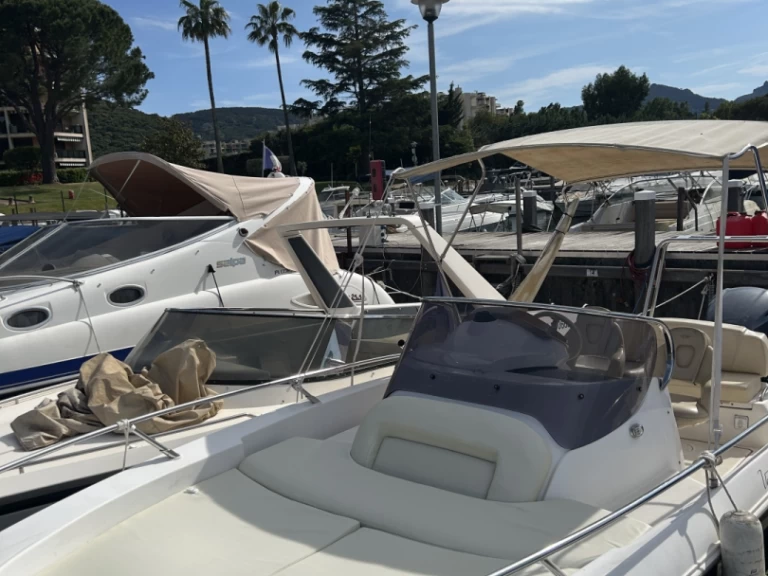 Bootverhuur Sessa Marine Key Largo 24 in Mandelieu-la-Napoule via SamBoat
