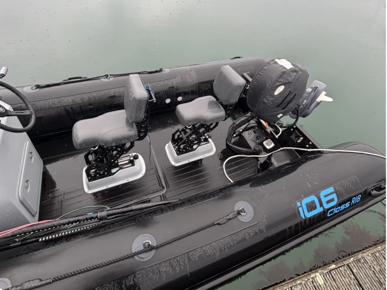 3D Tender IQ6 te huur van particulier of professional in Marseille