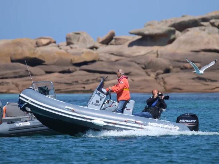 Bootverhuur Valiant 500 sport in Trébeurden via SamBoat