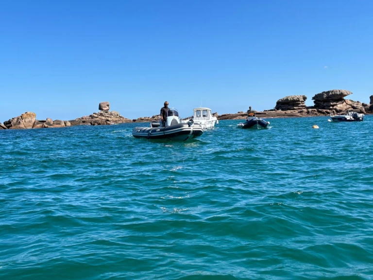 Huur RIB met of zonder schipper Valiant in Trébeurden