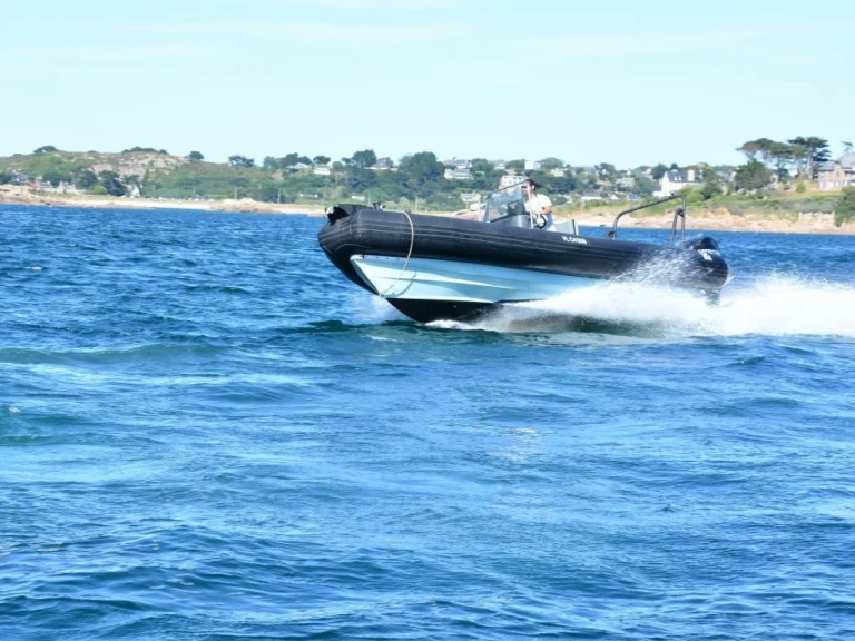 Zodiac Club 750 te huur van particulier of professional in Trébeurden