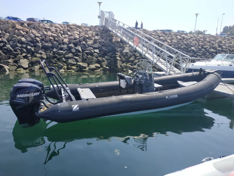 Huur een Zodiac Club 750 in Trébeurden