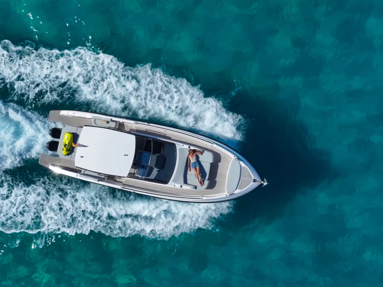 Verhuur Motorboot in Ibiza Town - DAYTONA 35 11m