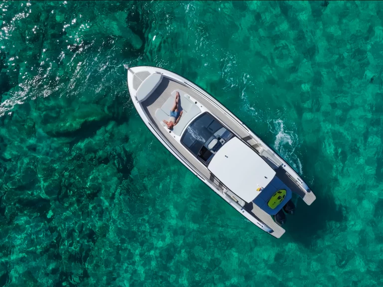 Bootverhuur DAYTONA 35 11m in Ibiza Town via SamBoat