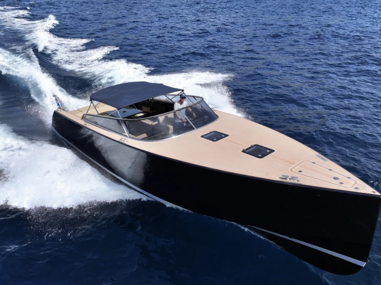 Van-Dutch VD40 te huur van particulier of professional in Ibiza Town