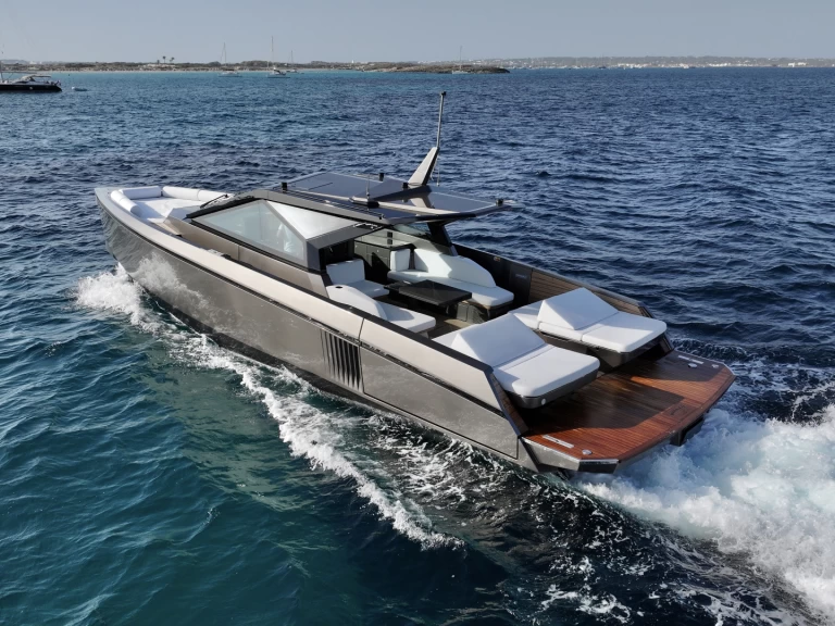 Huur Motorboot met of zonder schipper WALLY 50 in Ibiza Town