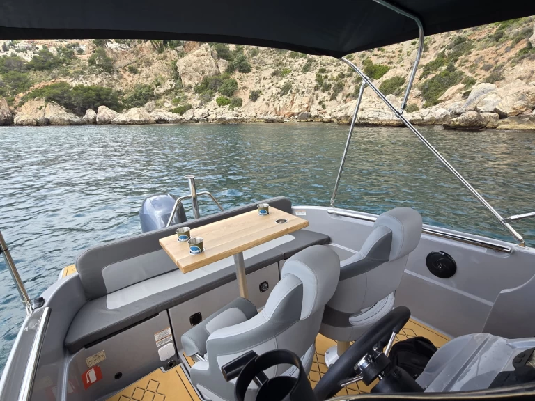 Huur Motorboot met of zonder schipper Aqua24 in La Herradura