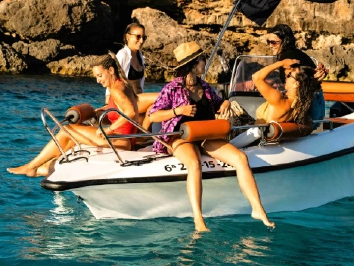 Verhuur Motorboot in Ciutadella de Menorca - Polyester Yacht Marion 540