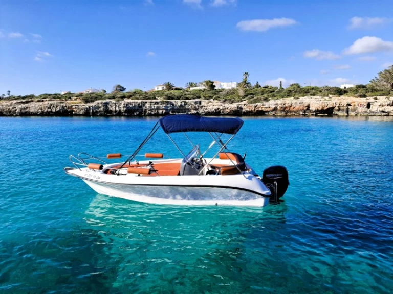 Bootverhuur Polyester Yacht Marion 540 in Ciutadella de Menorca via SamBoat