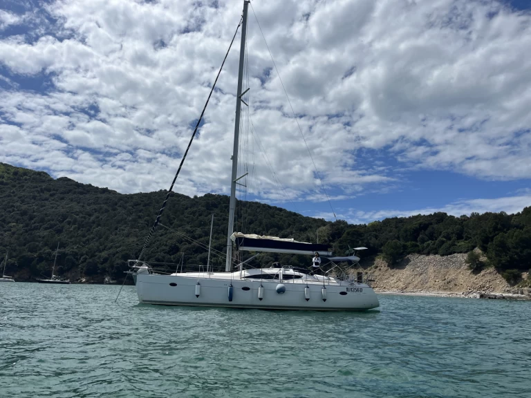 Huur een Elan Impression 434 in Fezzano