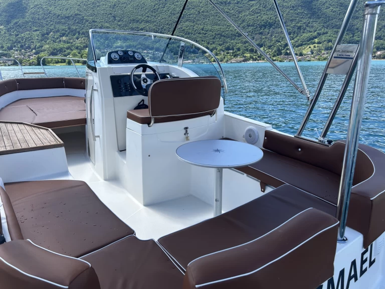 Huur Motorboot met of zonder schipper Marinello in Annecy