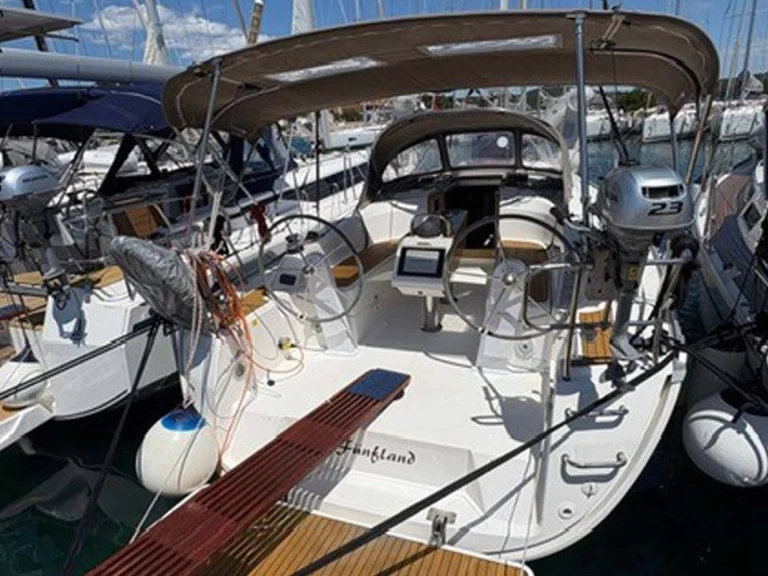 Bootverhuur Jezera goedkoop Cruiser 34