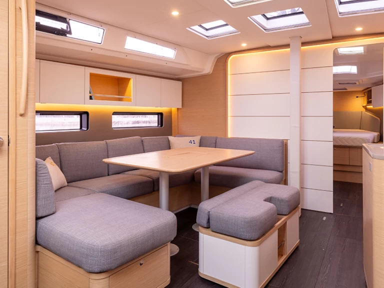 Huur een Dufour Dufour 41 in Palermo